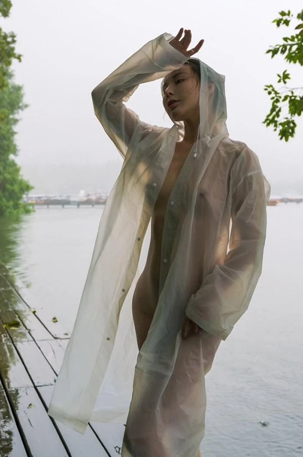 推特美女@xiyangyang121私拍无圣光唯美图集2